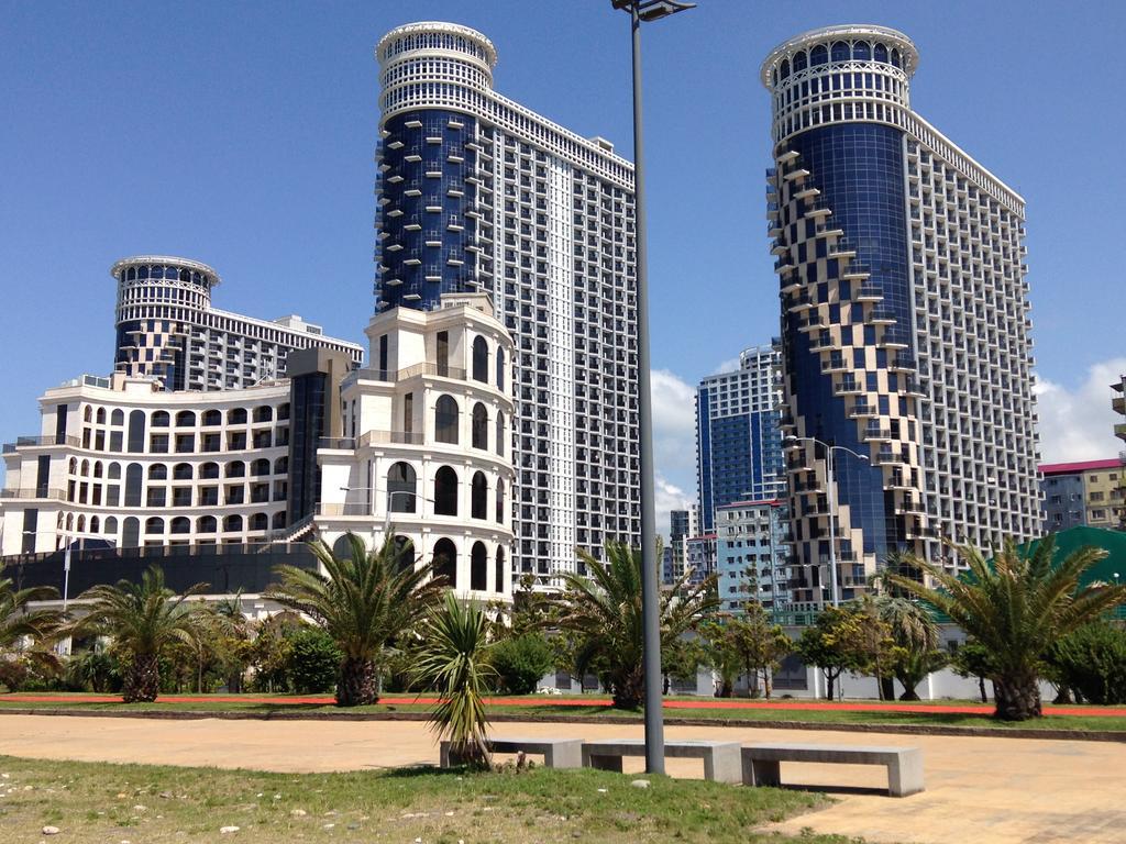 Apart Hotel Orbi Sea Towers バトゥーミ エクステリア 写真